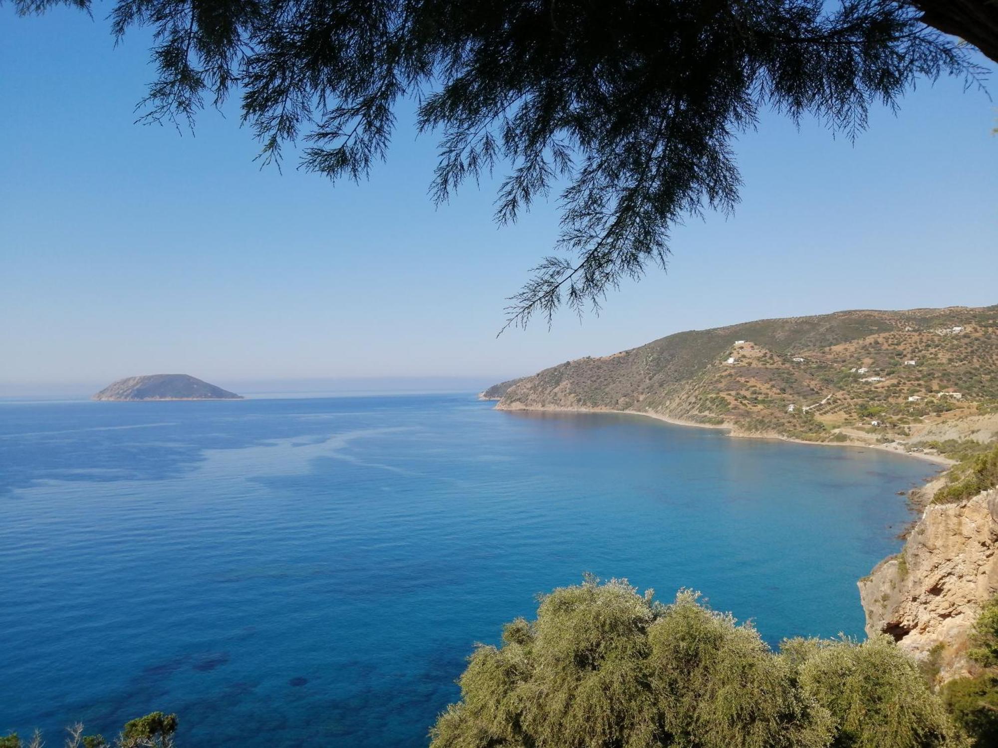 Secret Summer Havens - Perfectly Secluded Getaways Vasilítsion Buitenkant foto